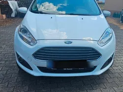 Weiß Gebraucht 2014 Ford Fiesta SYNC Edition Kleinwagen | 3.600 € (Guter Preis)