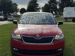 Rot Gebraucht 2014 Skoda Rapid Style Kleinwagen | 9.700 € (Fairer Preis)