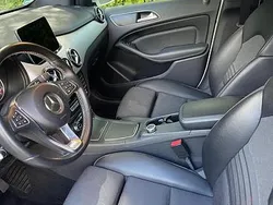 Weiß Gebraucht 2018 Mercedes B220 Van / Kleinbus | 19.800 € (Fairer Preis)