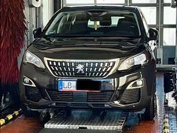 Schwarz Gebraucht 2020 Peugeot 5008 Van / Kleinbus | 15.750 € (Fairer Preis)