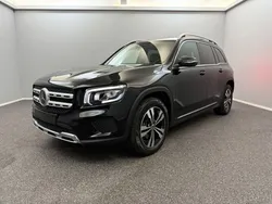 Schwarz Gebraucht 2023 Mercedes GLB200 Urban SUV | 35.999 € (Guter Preis)