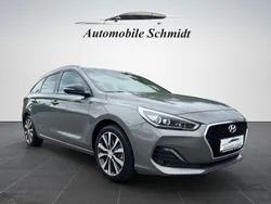Grau Gebraucht 2019 Hyundai i30 YES! Kombi | 14.490 € (Fairer Preis)