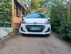 Weiß Gebraucht 2018 Hyundai i10 Kleinwagen | 9.950 € (Teuer)