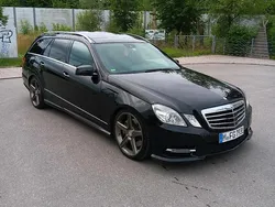 Schwarz Gebraucht 2012 Mercedes E350 Avantgarde Kombi | 13.500 € (Teuer)