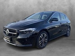 Lack kosmosschwarz Gebraucht 2024 Mercedes B180 Advanced Van / Kleinbus | 26.890 € (Guter Preis)