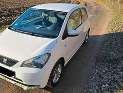 Weiß Gebraucht 2016 Seat Mii Chic Kleinwagen | 7.390 € (Etwas zu teuer)