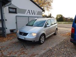 Silber Gebraucht 2005 VW Touran Highline Van / Kleinbus | 880 € (Fairer Preis)