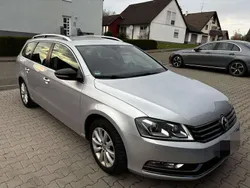 Grau Gebraucht 2014 VW Passat Edition Kombi | 9.400 € (Fairer Preis)