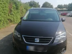 Schwarz Gebraucht 2016 Seat Alhambra Van / Kleinbus | 18.000 €
