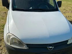 Weiß Gebraucht 2009 Opel Combo Van / Kleinbus | 1.998 €