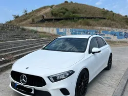 Weiß Gebraucht 2019 Mercedes A180 Limousine | 18.500 € (Guter Preis)