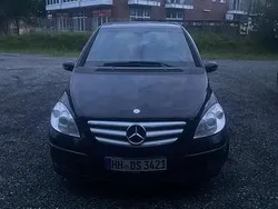 Schwarz Gebraucht 2008 Mercedes B170 Van / Kleinbus | 3.000 € (Guter Preis)