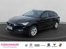 Mitternachtsschwarz Neu 2025 Seat Leon Kombi | 35.989 € (Teuer)