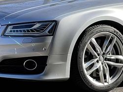 Grau Gebraucht 2015 Audi A8 Ambiente Limousine | 41.900 €