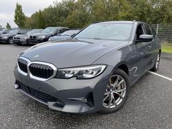 Grau Gebraucht 2020 BMW 330 Sport Line Kombi | 23.300 € (Etwas zu teuer)