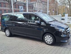 Schwarz Gebraucht 2020 Mercedes V220 Van / Kleinbus | 39.999 €