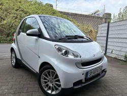 Weiß Gebraucht 2009 Smart ForTwo Coupé Passion Coupé | 4.250 € (Fairer Preis)