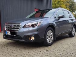 Grau Gebraucht 2017 Subaru Outback Comfort Kombi | 18.500 € (Fairer Preis)