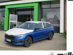 Blau (raceblau metallic) Neu 2025 Skoda Scala Tour Kleinwagen | 31.623 €