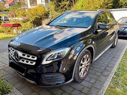 Schwarz Gebraucht 2017 Mercedes GLA250 SUV | 23.000 € (Teuer)