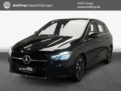 Nachtschwarz Gebraucht 2025 Mercedes B200 Advanced Van / Kleinbus | 36.995 € (Teuer)