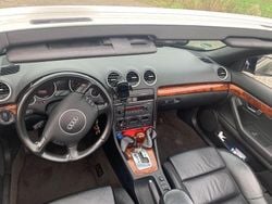 Blau Gebraucht 2004 Audi A4 Cabriolet Sport Cabrio | 4.100 € (Guter Preis)