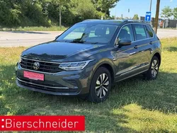Grau Gebraucht 2024 VW Tiguan Move SUV | 33.950 € (Guter Preis)