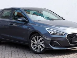 Grau Gebraucht 2018 Hyundai i30 Passion Limousine | 14.990 € (Fairer Preis)