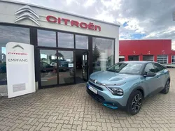 Islandblau Gebraucht 2023 Citroën e-C4 Feel Kleinwagen | 24.990 € (Etwas zu teuer)