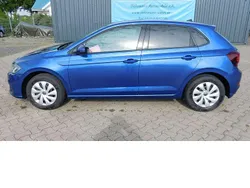 Blau Gebraucht 2024 VW Polo Life Kleinwagen | 16.990 € (Guter Preis)