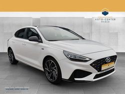 Weiß Gebraucht 2023 Hyundai i30 N Line Limousine | 22.880 € (Etwas zu teuer)