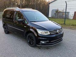 Schwarz Gebraucht 2017 VW Caddy Maxi Highline Van / Kleinbus | 22.990 € (Fairer Preis)