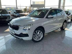 Moonweiss metallic Neu 2025 Skoda Kamiq Selection SUV | 25.390 € (Fairer Preis)