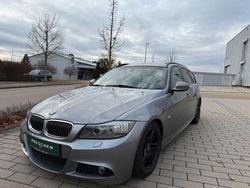 Grau Gebraucht 2012 BMW 320 M Sport Kombi | 9.876 € (Fairer Preis)