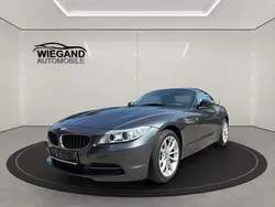 Mineralgrau metallic Gebraucht 2016 BMW Z4 Comfort Edition Cabrio | 25.390 € (Etwas zu teuer)