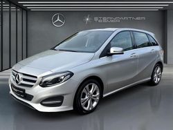 Polarsilber metallic Gebraucht 2017 Mercedes B180 Van / Kleinbus | 16.790 € (Fairer Preis)