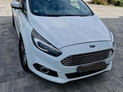Weiß Gebraucht 2016 Ford S-MAX S Van / Kleinbus | 8.000 € (Superpreis)