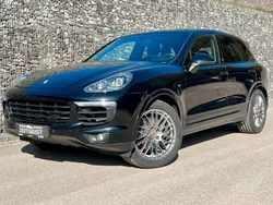 Tiefschwarzmetallic Gebraucht 2015 Porsche Cayenne SUV | 32.980 € (Fairer Preis)