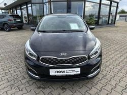 Zilinaschwarz metallic Gebraucht 2018 Kia Ceed Edition 7 Limousine | 9.900 € (Guter Preis)