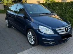 Blau Gebraucht 2008 Mercedes B200 Van / Kleinbus | 5.299 € (Fairer Preis)