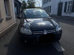 Schwarz Gebraucht 2007 VW Golf V Kleinwagen | 3.600 € (Fairer Preis)