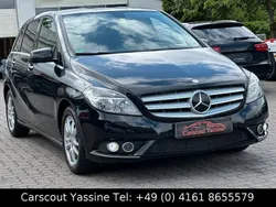 Schwarz Gebraucht 2013 Mercedes B180 Van / Kleinbus | 5.990 € (Fairer Preis)