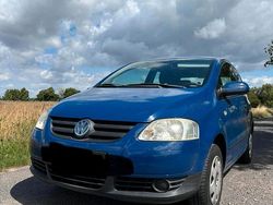 Blau Gebraucht 2006 VW Fox Kleinwagen | 1.700 € (Etwas zu teuer)