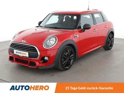 Rot Gebraucht 2017 Mini ONE Kleinwagen | 13.900 €