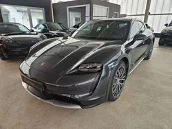 Vulkangraumetallic Gebraucht 2022 Porsche Taycan Cross Turismo Limousine | 64.800 € (Guter Preis)