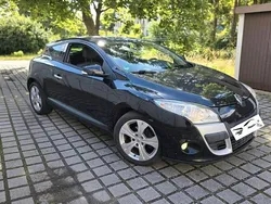 Schwarz Gebraucht 2011 Renault Mégane Coupé Dynamique Coupé | 4.499 € (Fairer Preis)