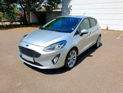 Silber Gebraucht 2018 Ford Fiesta Titanium Kleinwagen | 13.800 € (Fairer Preis)