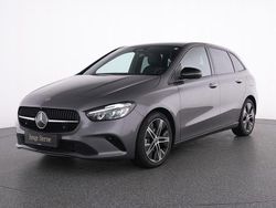 Grau Gebraucht 2024 Mercedes B200 Progressive Van / Kleinbus | 34.885 € (Fairer Preis)