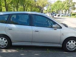 Silber Gebraucht 2005 Honda Stream ES Van / Kleinbus | 4.000 €