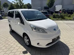 Weiß Gebraucht 2017 Nissan e-NV200 Van | 12.950 € (Guter Preis)